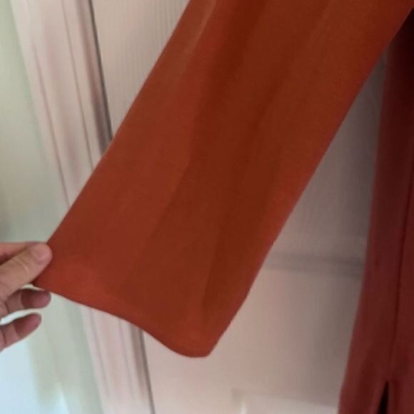 J. Jill 3/4 sleeves top. Rust colored. Size Small - Picture 4 of 5
